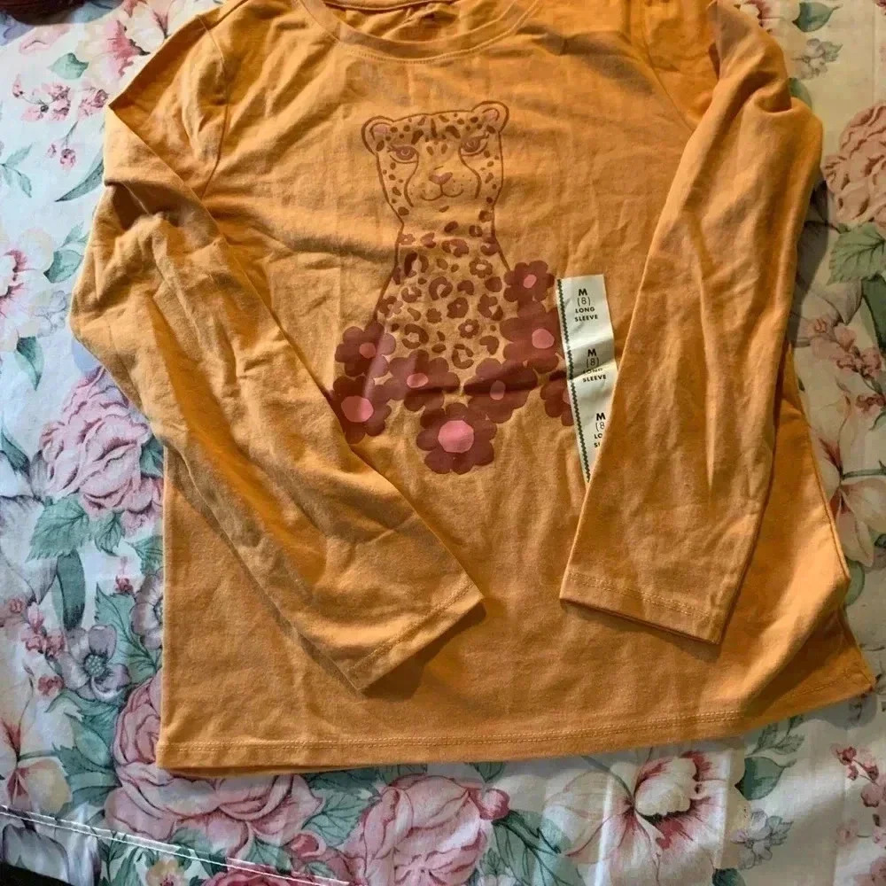 Cat & Jack Girls T-Shirt Size Medium